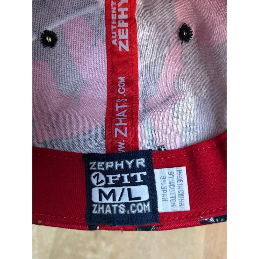 Nebraska Cornhuskers Hat Mens M/L Red  Camo Z-Fit‎ Stretch Baseball Cap